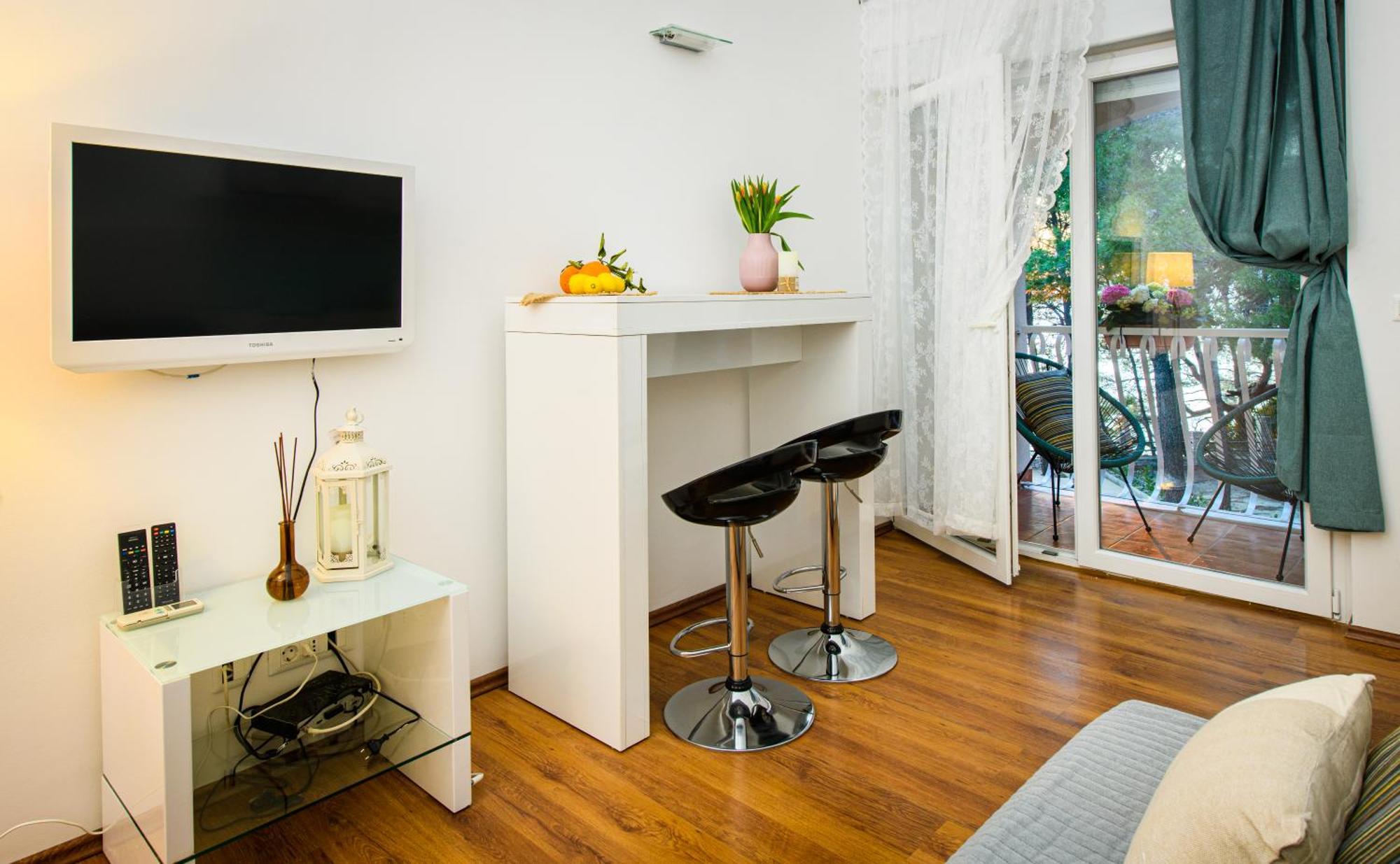 Lavica Bellevue Apartments & Studios ポドストラナ エクステリア 写真