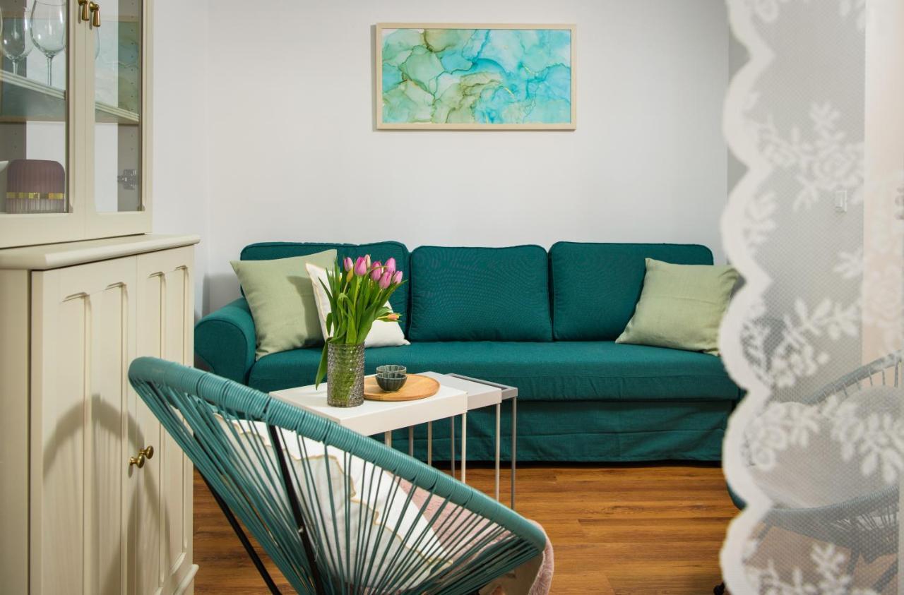Lavica Bellevue Apartments & Studios ポドストラナ エクステリア 写真